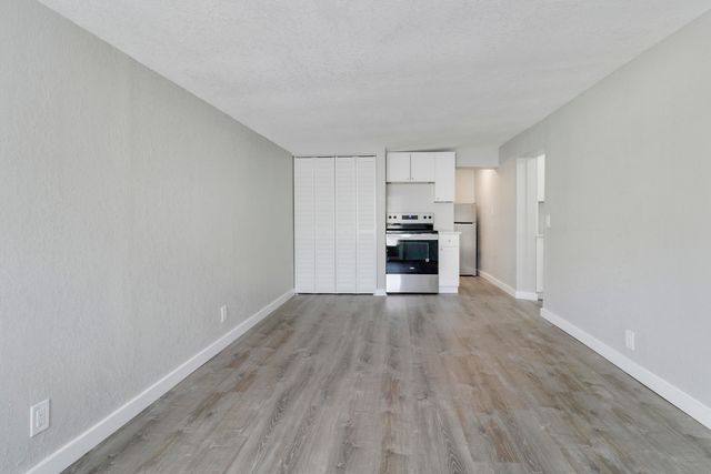 711 4th Avenue S 709, Lake Worth Beach, FL 33460
