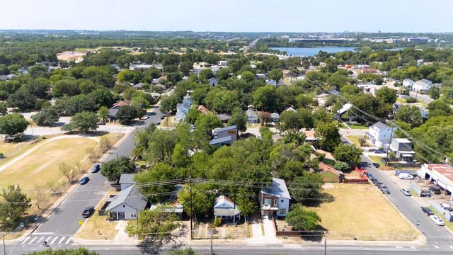 2907 E 5th ST, Austin, TX 78702