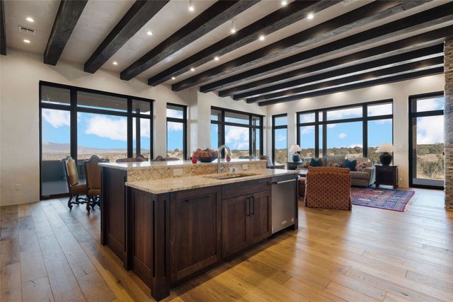 32 Via Del Caballo, Santa Fe, NM 87506