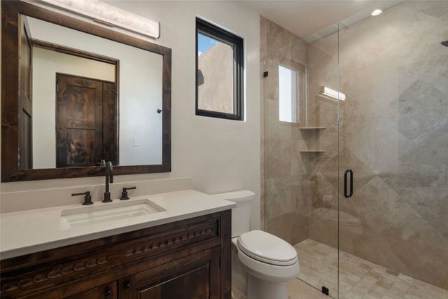 32 Via Del Caballo, Santa Fe, NM 87506