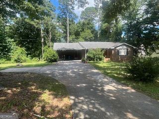 1394 Rockbridge Road, Stone Mountain, GA 30087