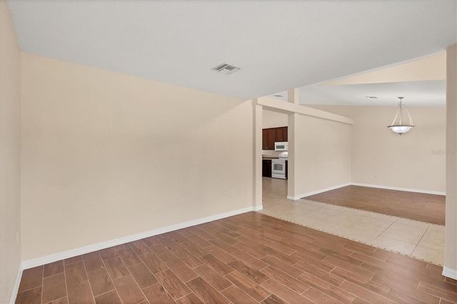 15117 LYNEBURG AVENUE, Port Charlotte, FL 33981