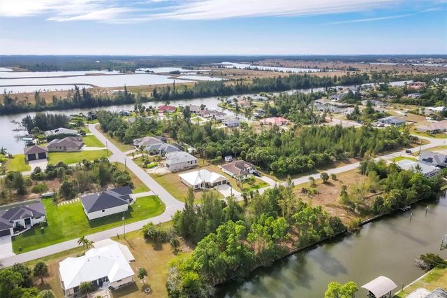 15117 LYNEBURG AVENUE, Port Charlotte, FL 33981