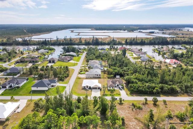 15117 LYNEBURG AVENUE, Port Charlotte, FL 33981