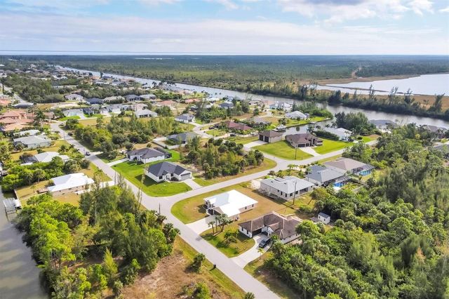 15117 LYNEBURG AVENUE, Port Charlotte, FL 33981