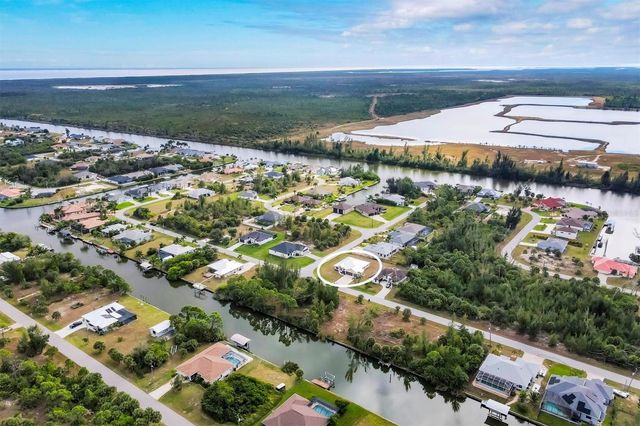 15117 LYNEBURG AVENUE, Port Charlotte, FL 33981