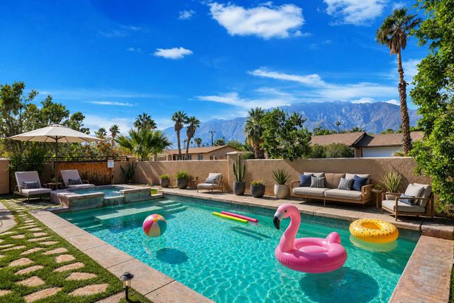 2990 N Biskra Road, Palm Springs, CA 92262