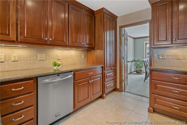 6508 Gilabend Drive, Fayetteville, NC 28306