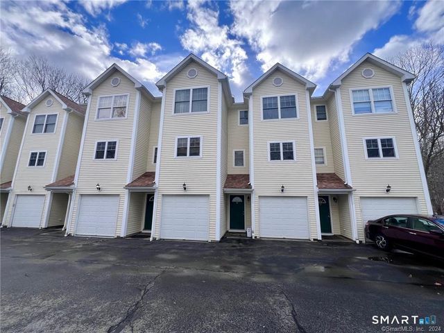 527 West Thames Street 10, Norwich, CT 06360