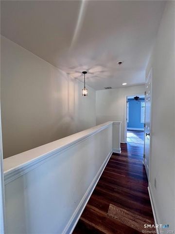 527 West Thames Street 10, Norwich, CT 06360