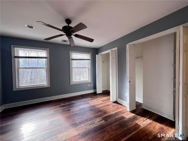 527 West Thames Street 10, Norwich, CT 06360