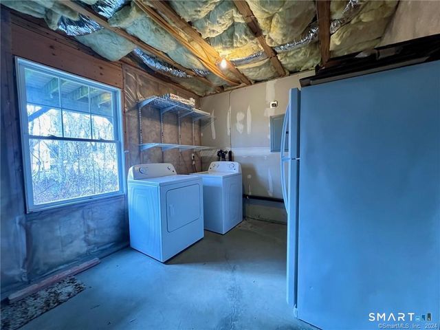 527 West Thames Street 10, Norwich, CT 06360