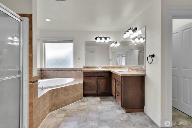4712 204th Street Ct E, Spanaway, WA 98387