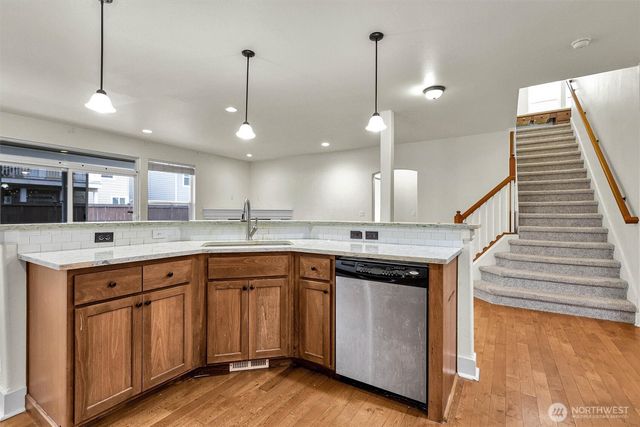 4712 204th Street Ct E, Spanaway, WA 98387