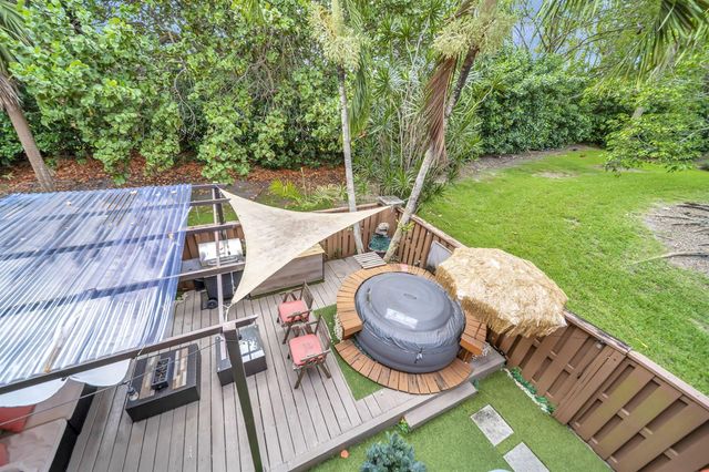 8105 Severn Drive C, Boca Raton, FL 33433