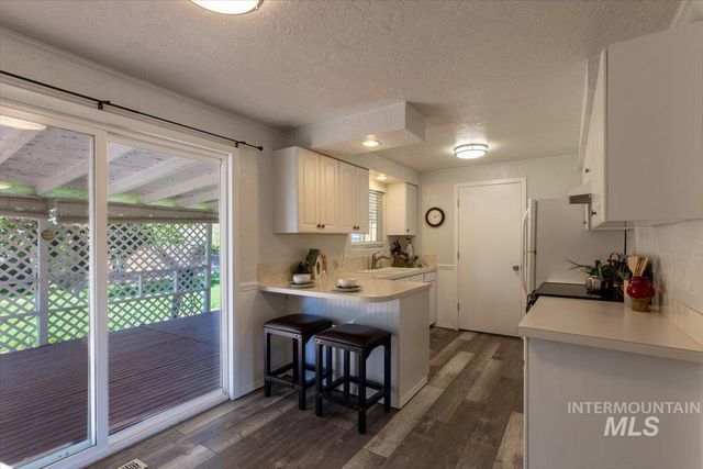 45 S Westwood St, Nampa, ID 83651