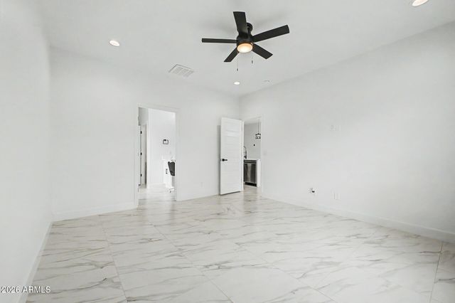 8569 W SWANSEA Drive, Arizona City, AZ 85123