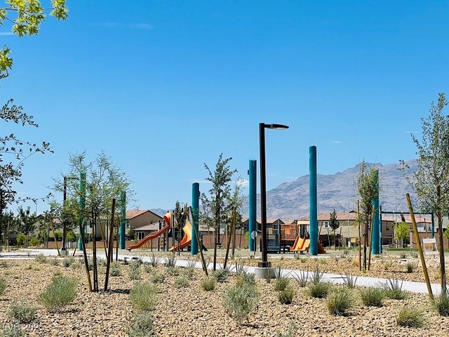 7030 Toll Mountain Street, North Las Vegas, NV 89086