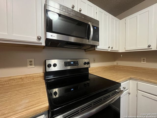 5543 Sunup Drive, San Antonio, TX 78233