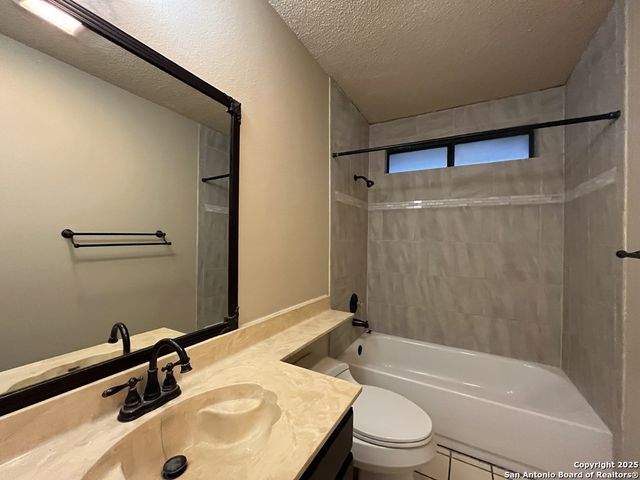 5543 Sunup Drive, San Antonio, TX 78233