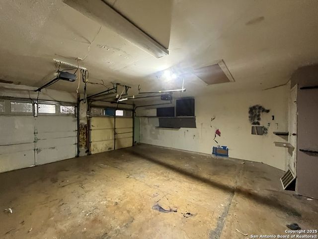 5543 Sunup Drive, San Antonio, TX 78233