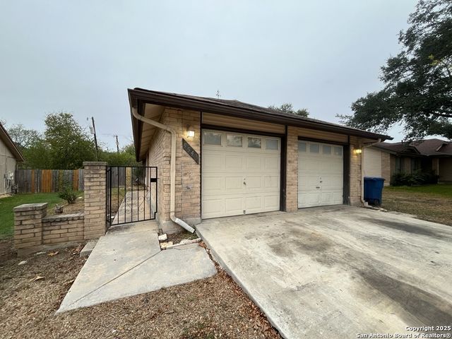 5543 Sunup Drive, San Antonio, TX 78233