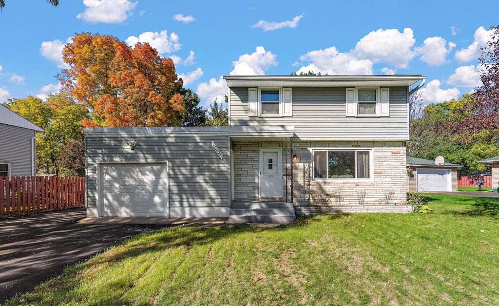 10426 6th Street NE, Blaine, MN 55434 — exterior