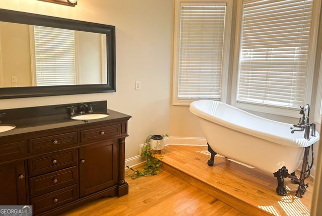 325 Brook Hollow Lane, Loganville, GA 30052