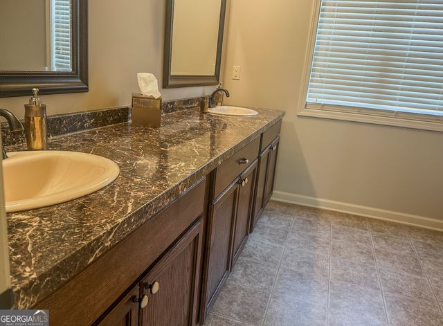 325 Brook Hollow Lane, Loganville, GA 30052