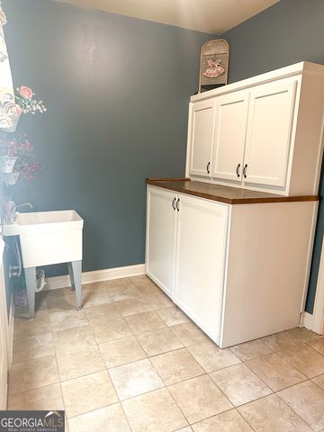325 Brook Hollow Lane, Loganville, GA 30052