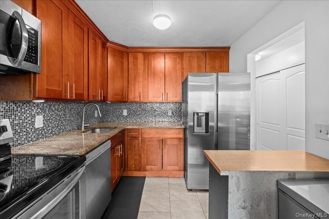 106 Bolton Avenue 1, Bronx, NY 10473