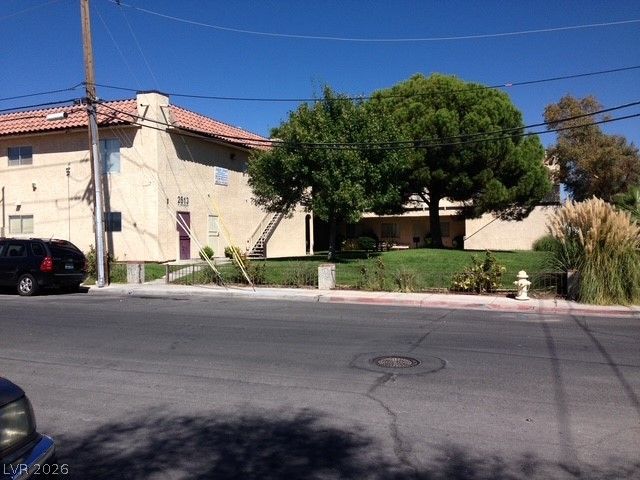 2613 North Decatur Boulevard 15, Las Vegas, NV 89108