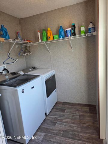 546 JACK Lane, Satsuma, FL 32189