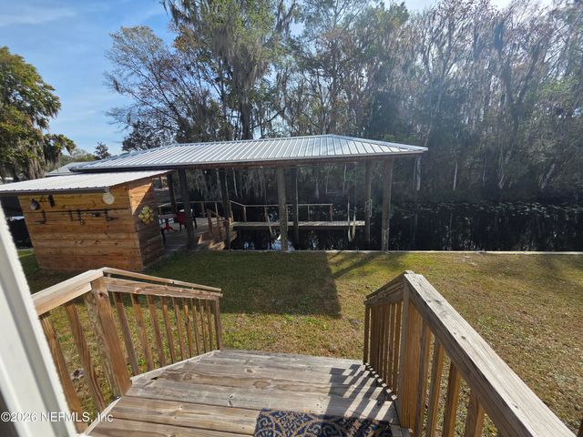 546 JACK Lane, Satsuma, FL 32189
