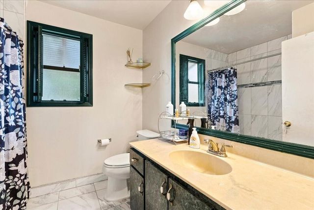1430 SW 88TH Way, Pembroke Pines, FL 33025