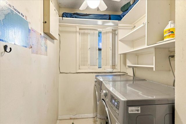 1430 SW 88TH Way, Pembroke Pines, FL 33025