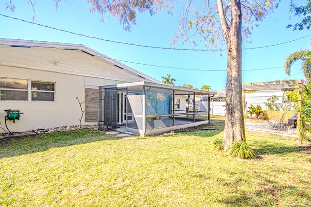 408 SE 8th Avenue, Deerfield Beach, FL 33441
