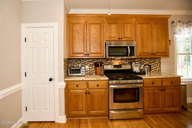 4530 Dewfield Drive N, Wilson, NC 27896