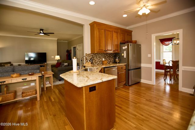 4530 Dewfield Drive N, Wilson, NC 27896