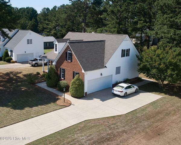 4530 Dewfield Drive N, Wilson, NC 27896