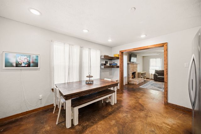 405 Roan Lane, Red Oak, TX 75154