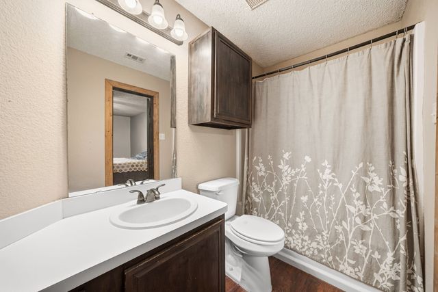 405 Roan Lane, Red Oak, TX 75154