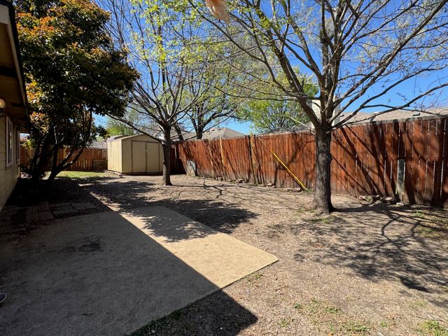 405 Roan Lane, Red Oak, TX 75154