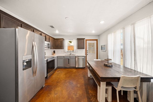 405 Roan Lane, Red Oak, TX 75154