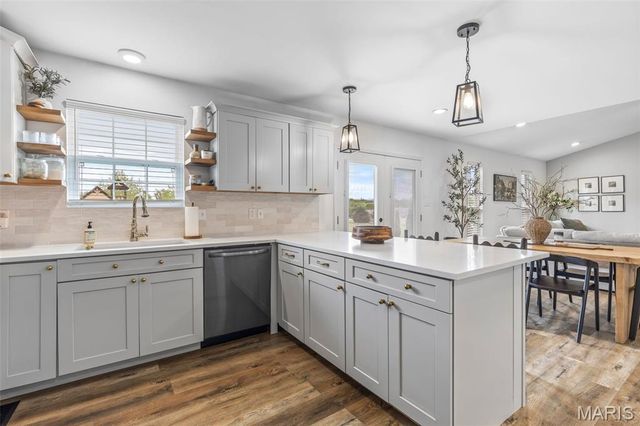 1204 Boone Court, Farmington, MO 63640