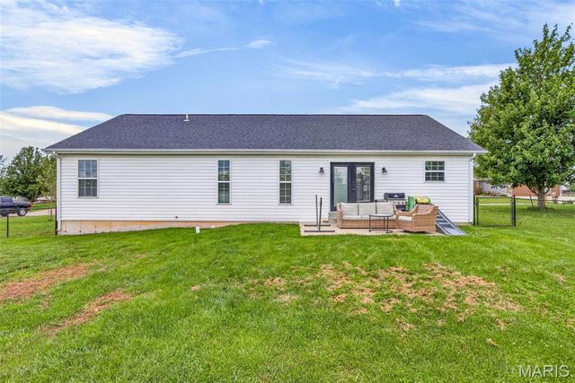 1204 Boone Court, Farmington, MO 63640