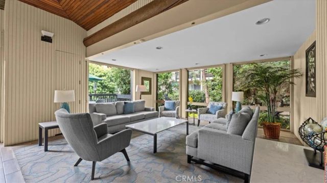 1307 Raintree Circle, Culver City, CA 90230