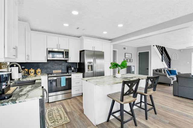 13611 Stewart Road, Galveston, TX 77554