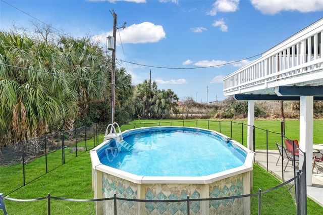 13611 Stewart Road, Galveston, TX 77554