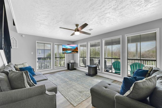 13611 Stewart Road, Galveston, TX 77554